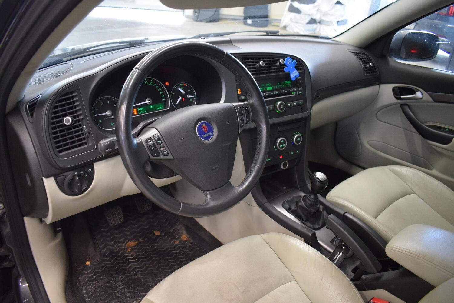 Saab 9-3 vaihtoauto