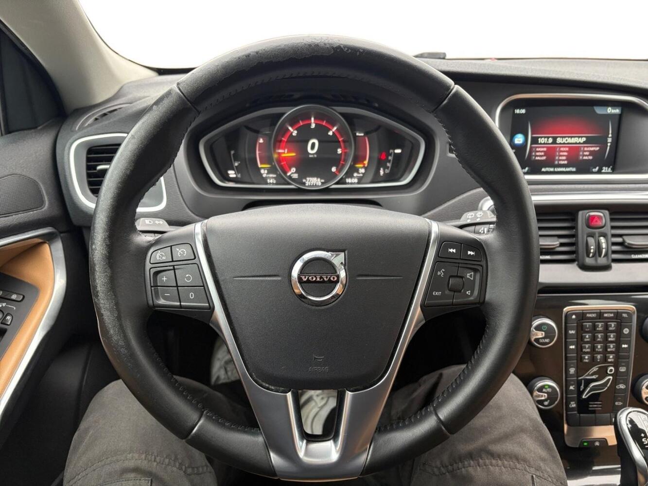 Volvo V40 vaihtoauto