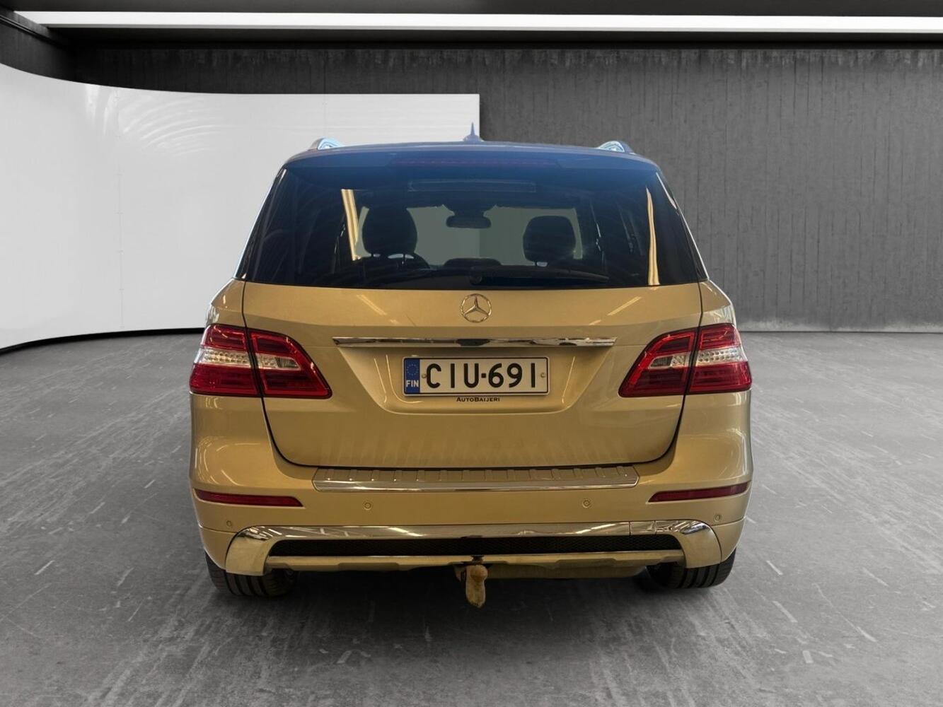 Mercedes-Benz ML vaihtoauto