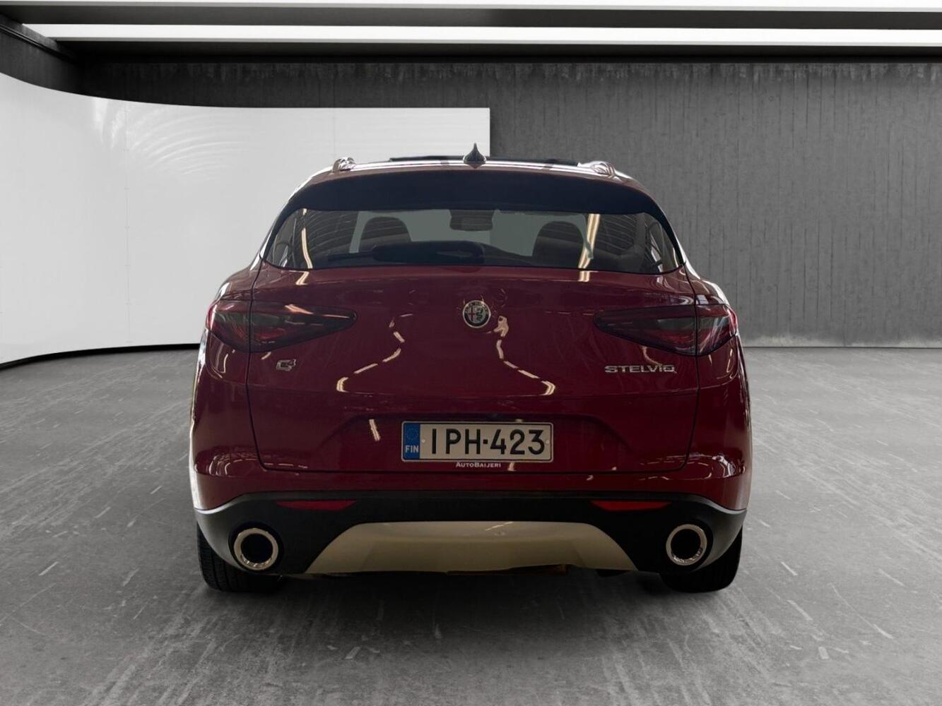 Alfa Romeo Stelvio vaihtoauto