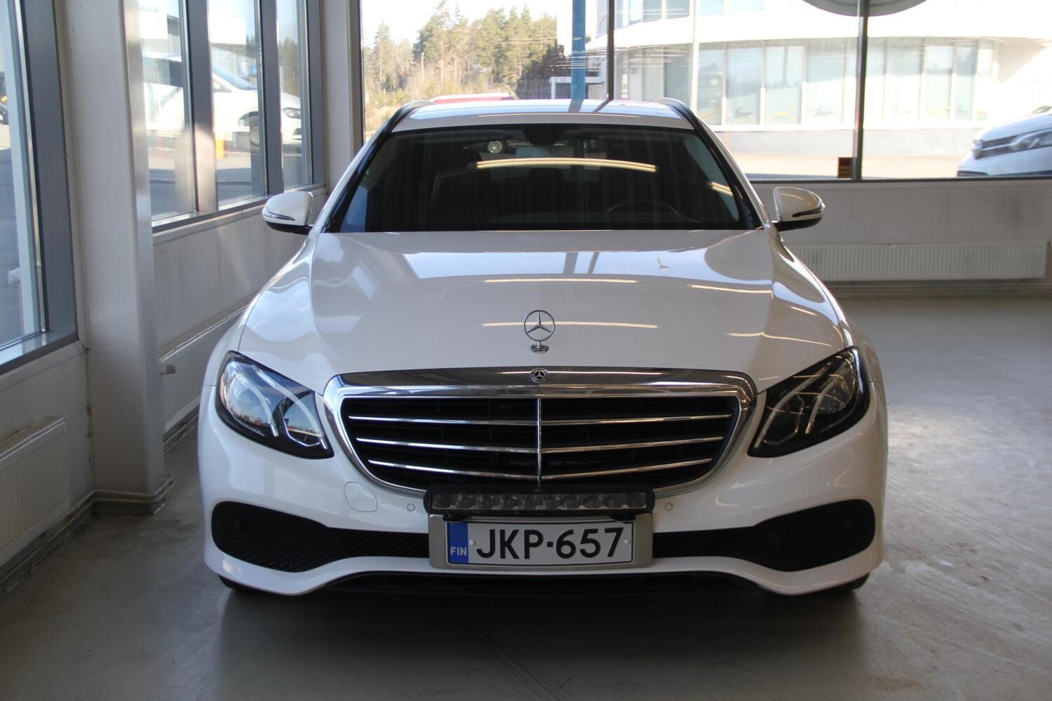 Mercedes-Benz E vaihtoauto