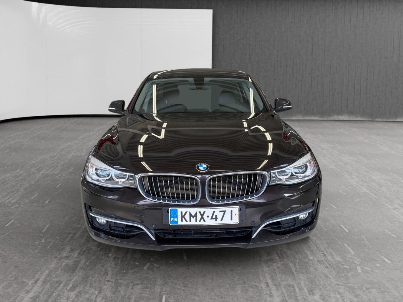 BMW 320 vaihtoauto