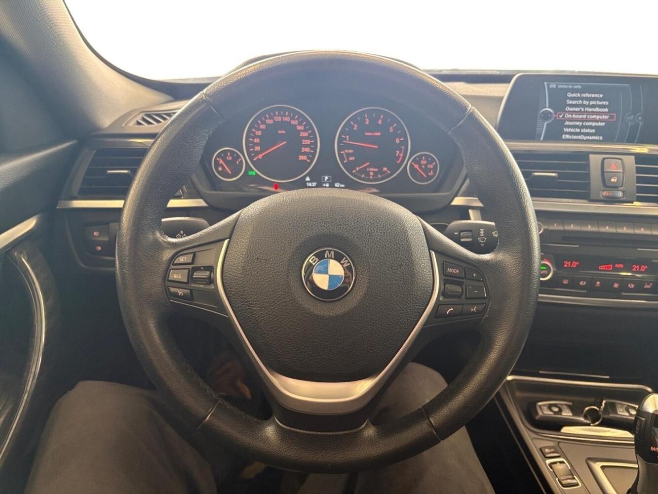 BMW 320 vaihtoauto