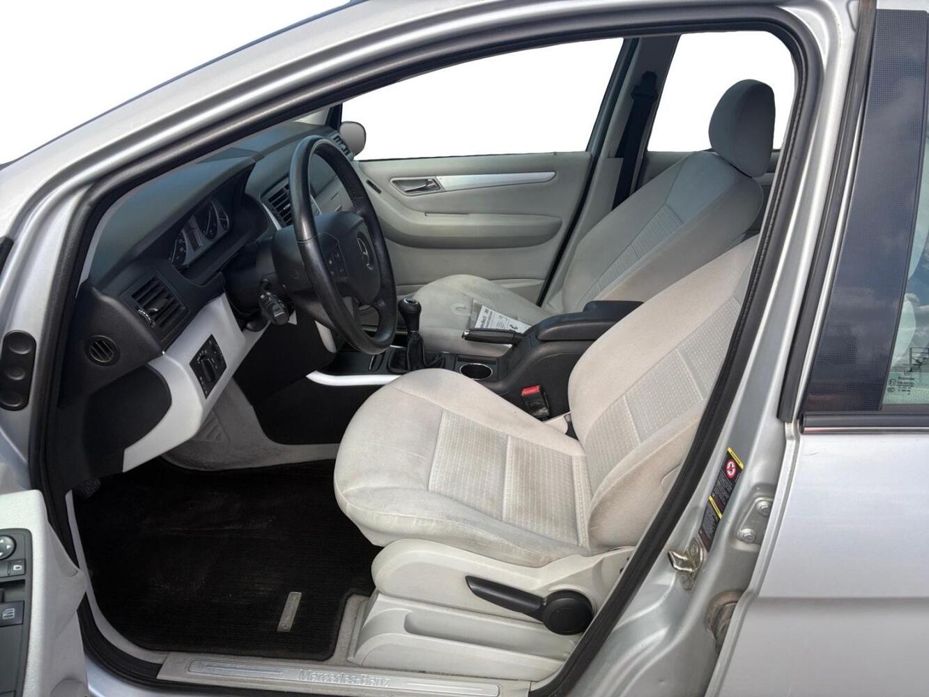 Mercedes-Benz B vaihtoauto