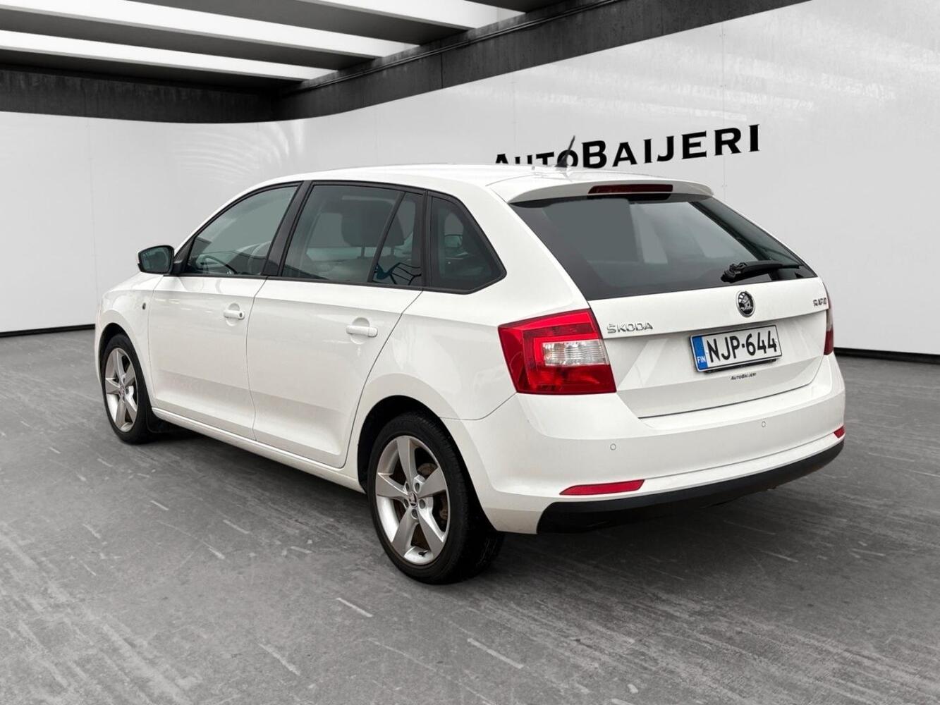 Skoda Rapid vaihtoauto