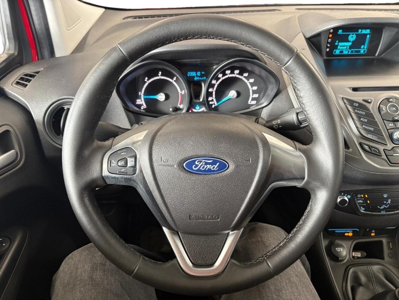 Ford Transit Courier vaihtoauto