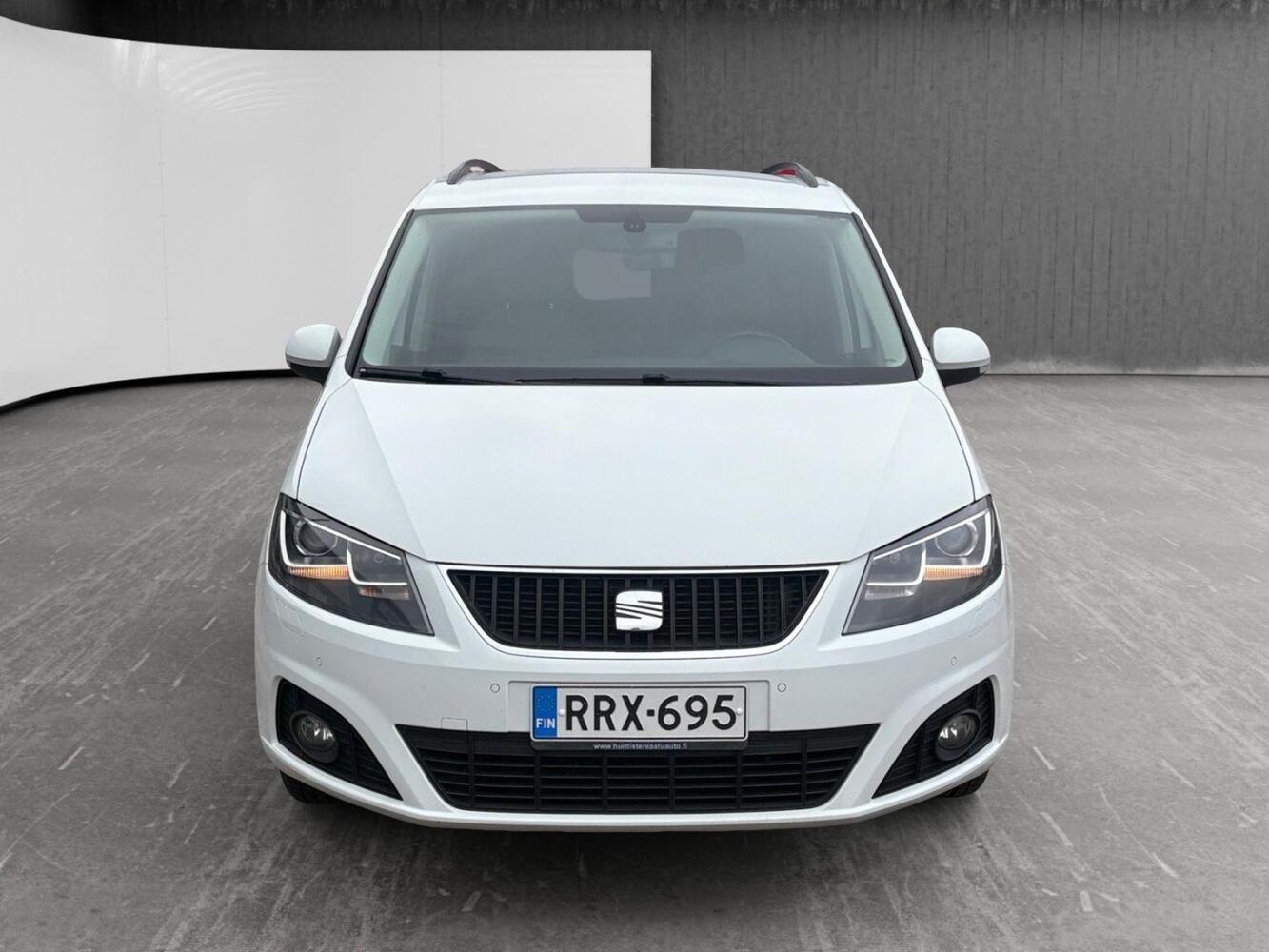 SEAT Alhambra vaihtoauto