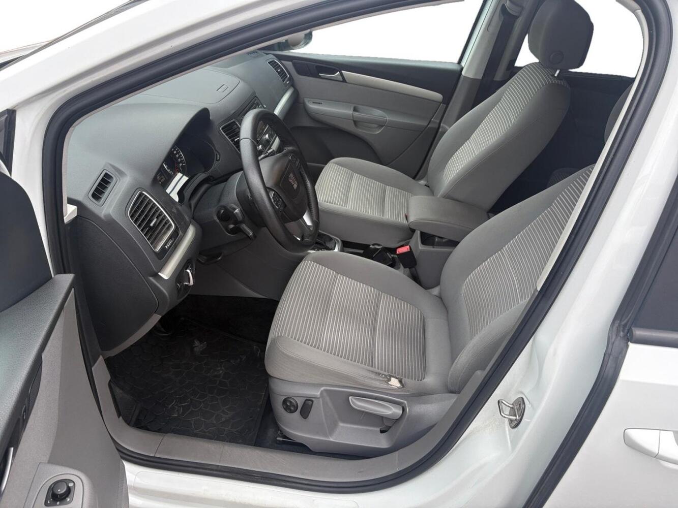 SEAT Alhambra vaihtoauto