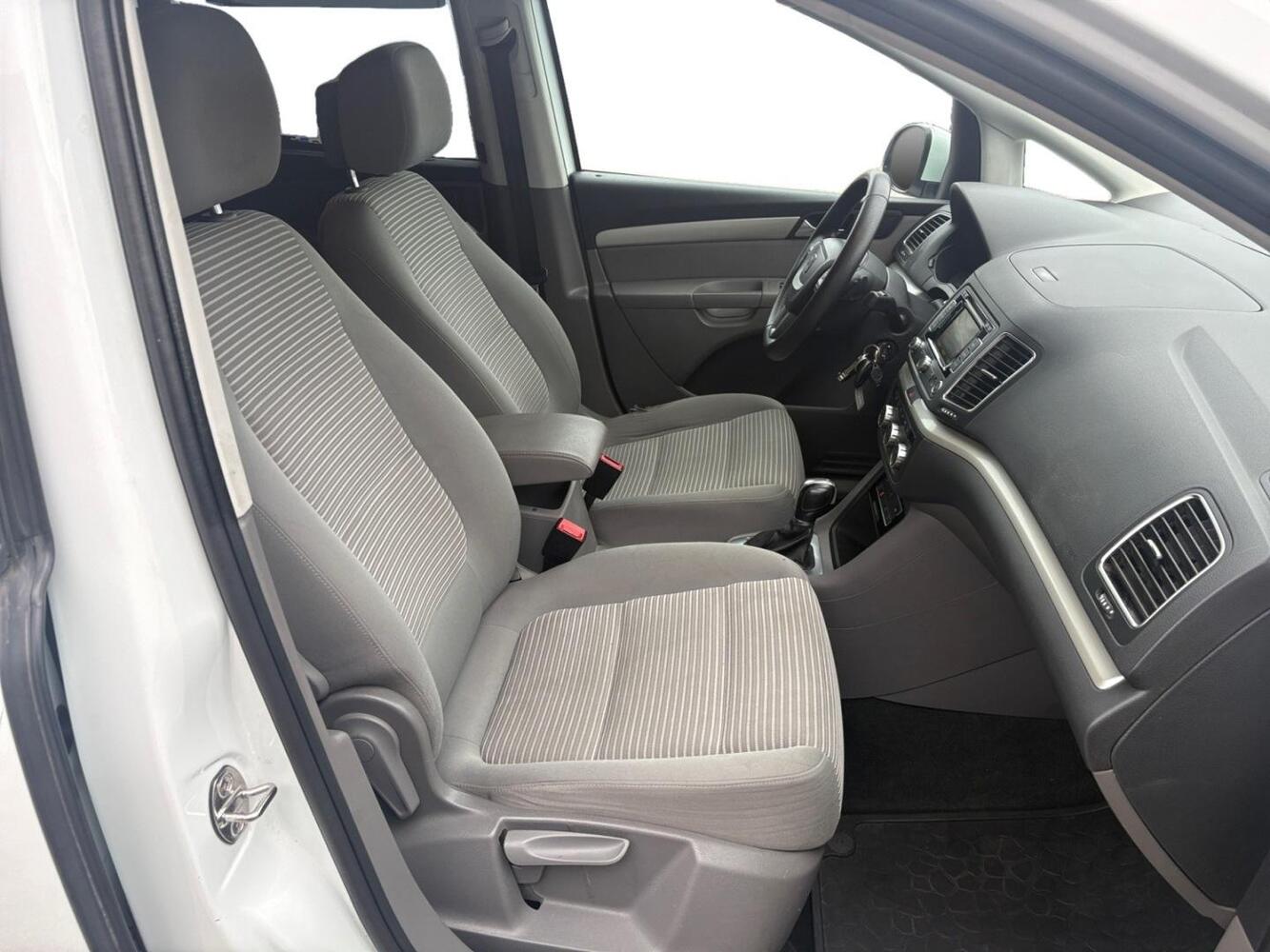 SEAT Alhambra vaihtoauto