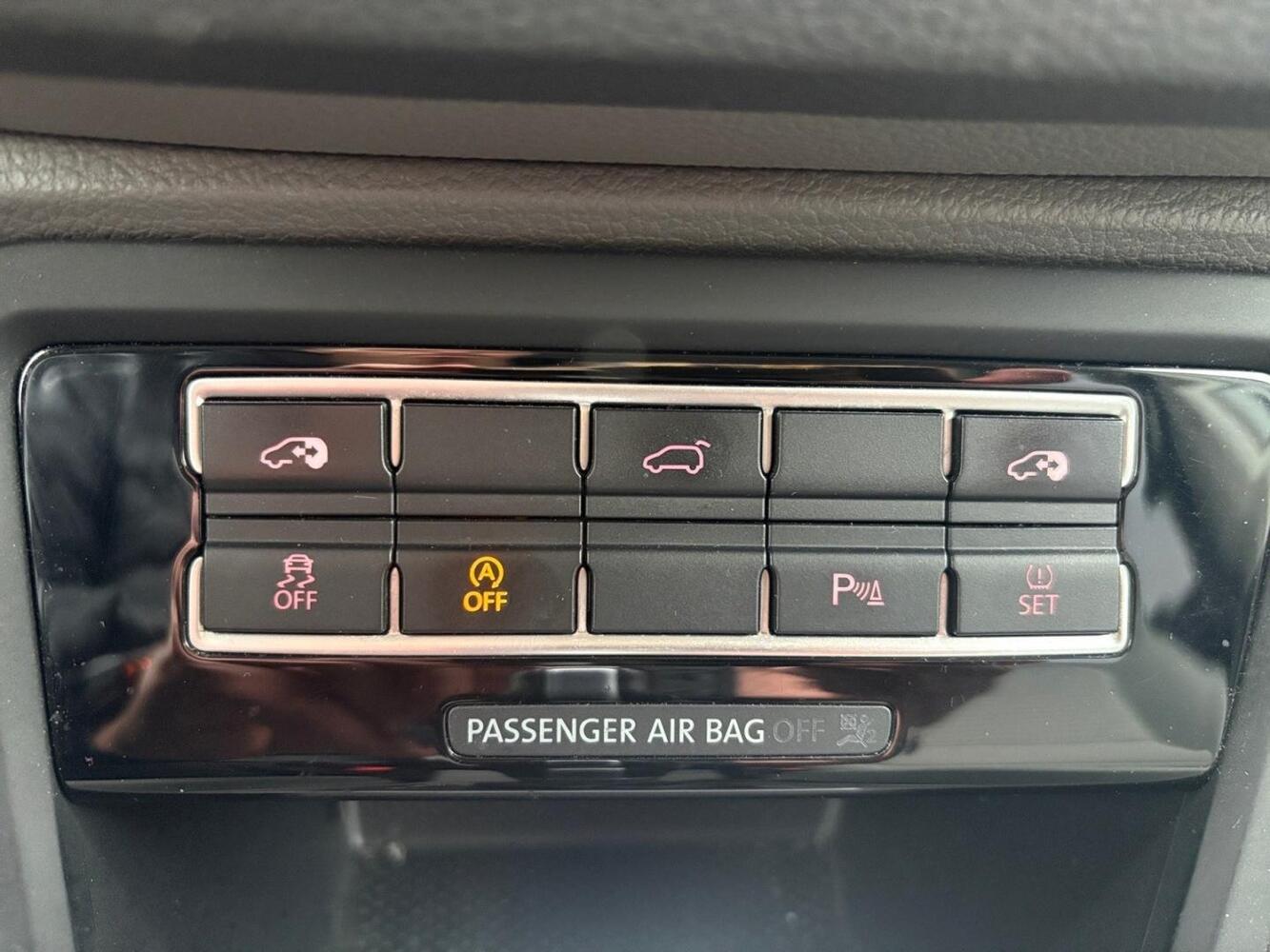 SEAT Alhambra vaihtoauto
