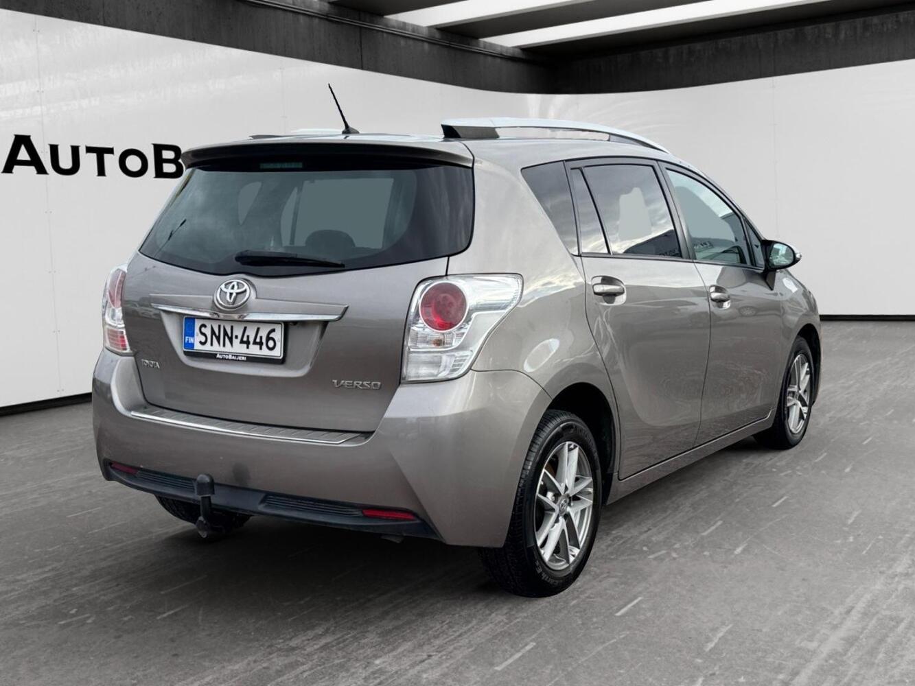 Toyota Verso vaihtoauto
