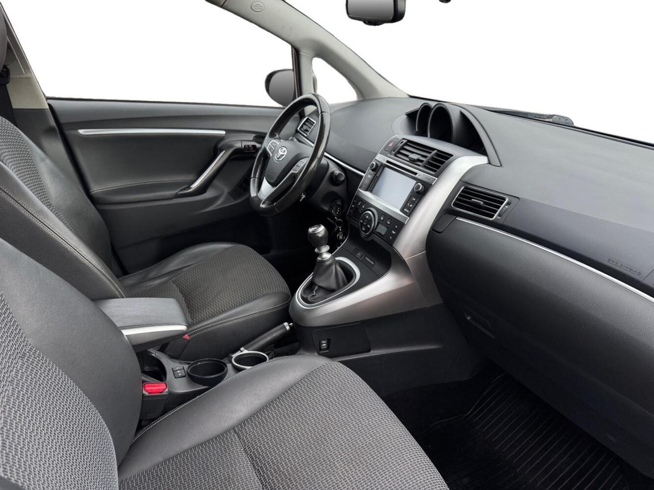 Toyota Verso vaihtoauto