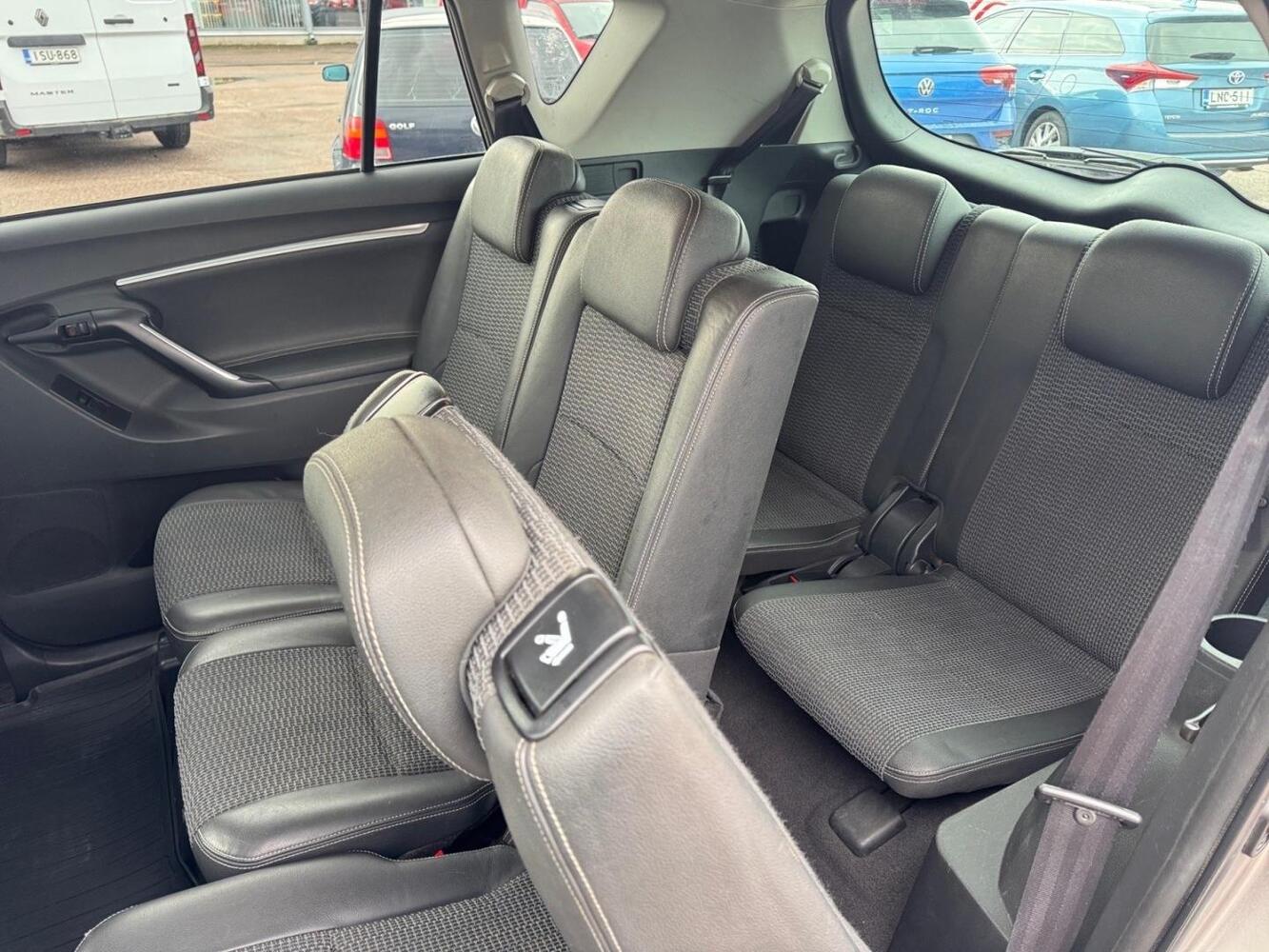 Toyota Verso vaihtoauto