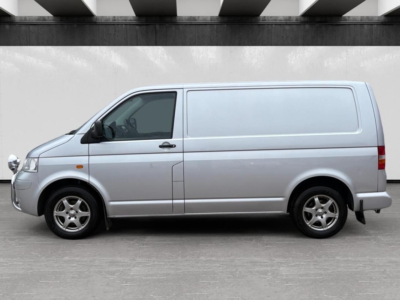 Volkswagen Transporter vaihtoauto