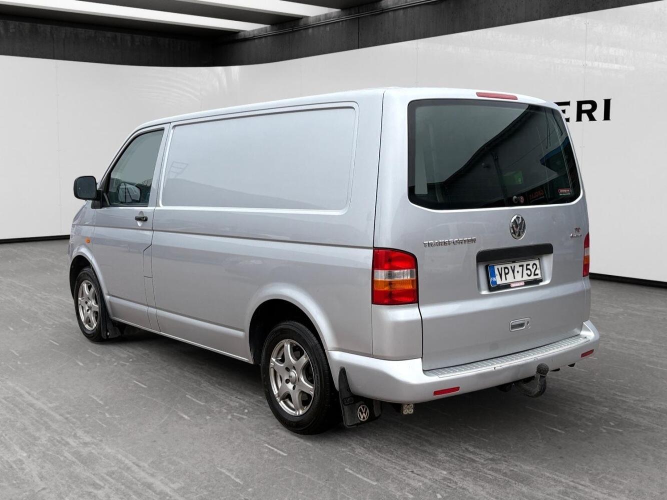 Volkswagen Transporter vaihtoauto