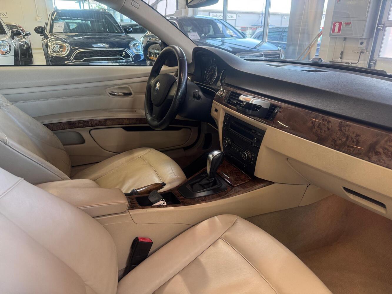 BMW 325 vaihtoauto