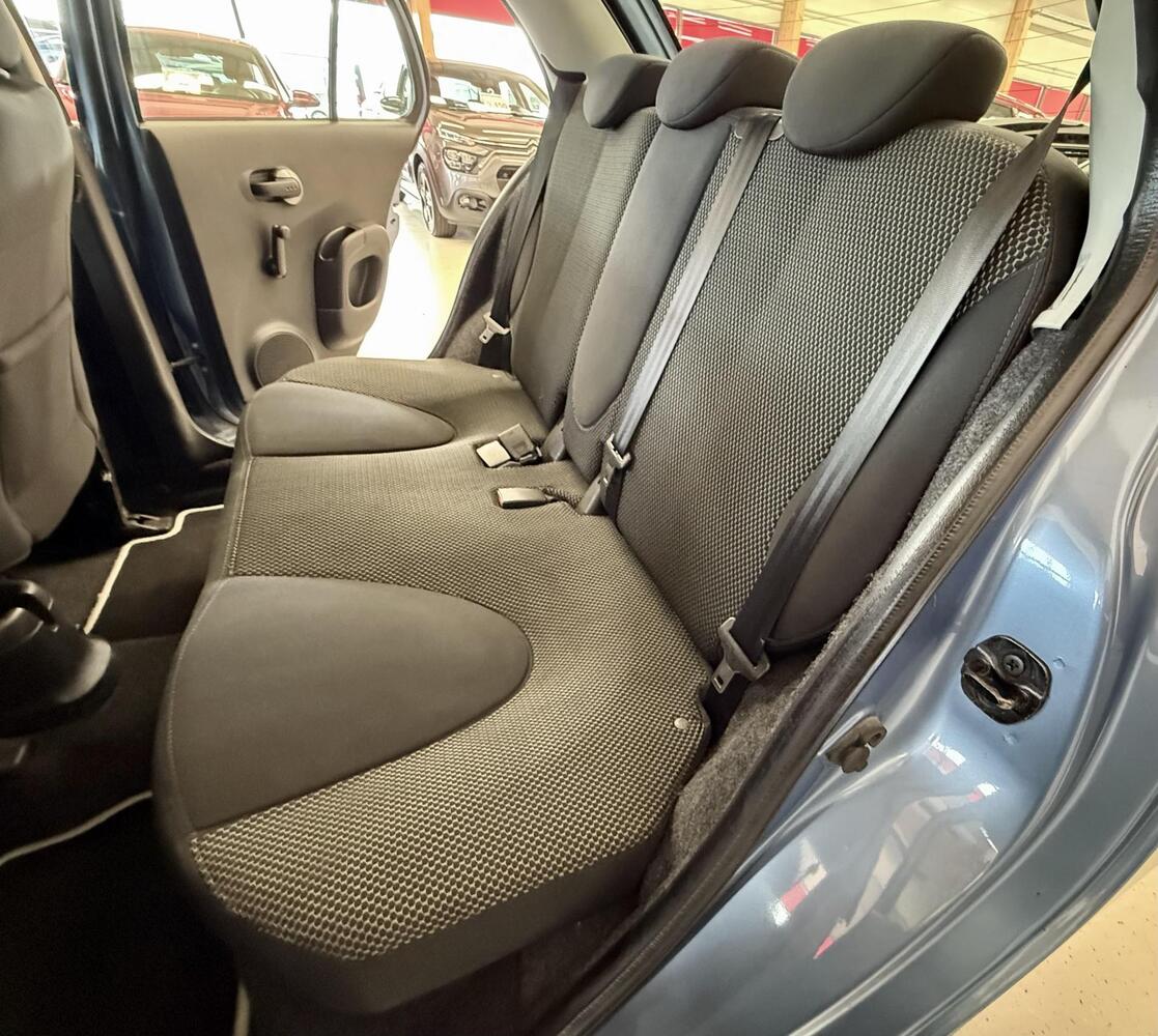 Nissan Micra vaihtoauto