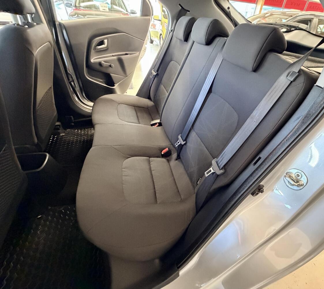 Kia Rio vaihtoauto