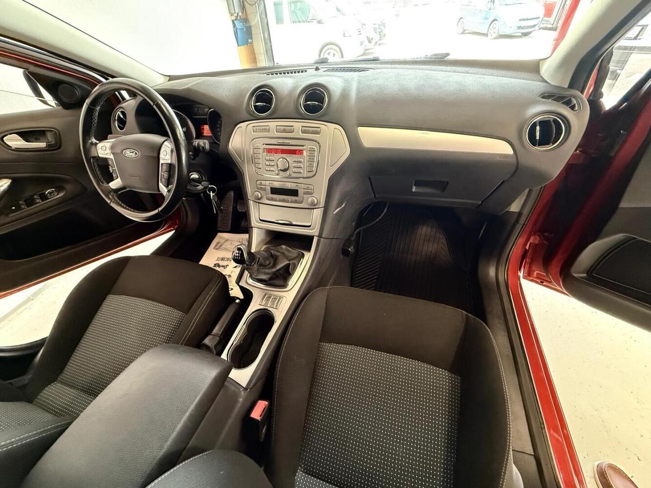Ford Mondeo vaihtoauto