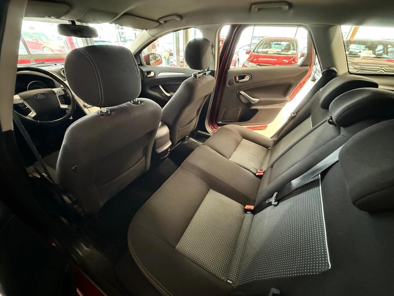 Ford Mondeo vaihtoauto