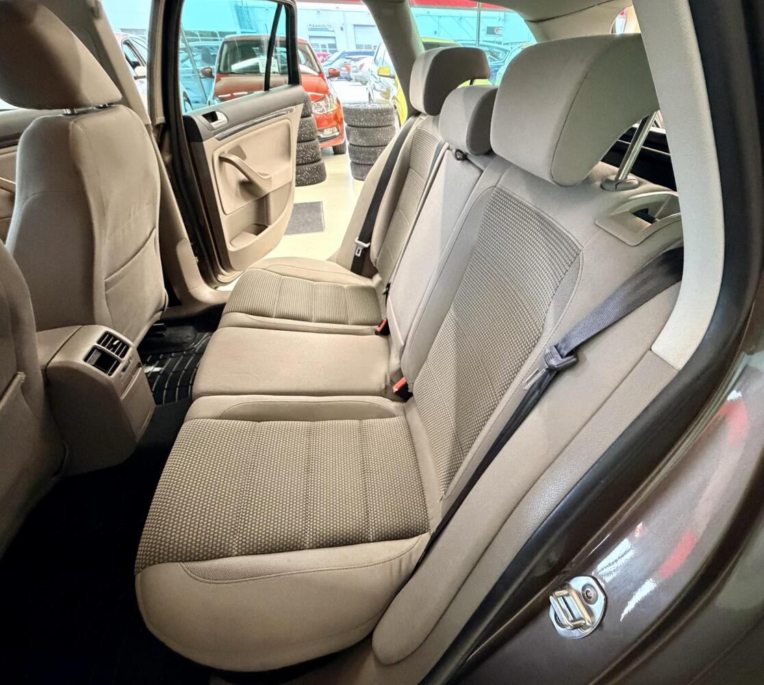 Volkswagen Golf vaihtoauto