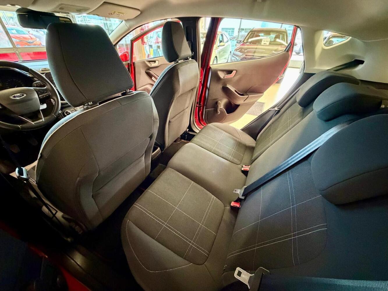 Ford Fiesta vaihtoauto