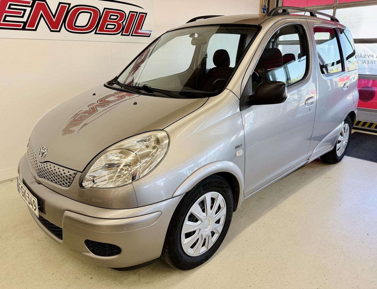 Toyota Yaris vaihtoauto