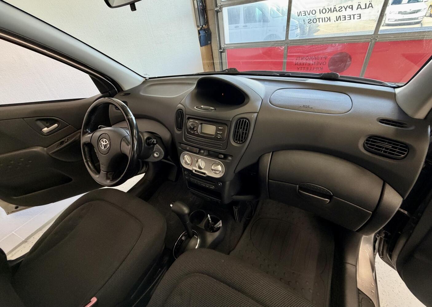 Toyota Yaris vaihtoauto