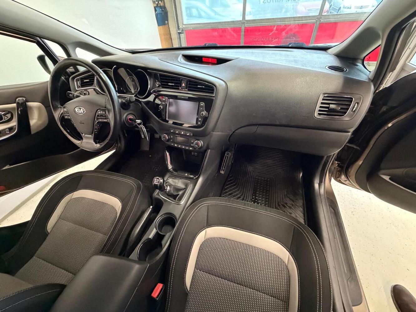 Kia Ceed vaihtoauto