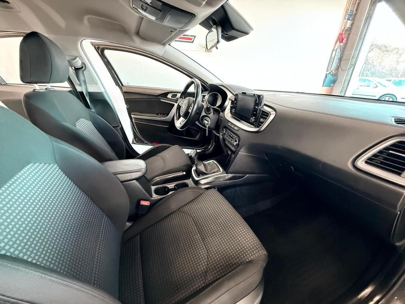Kia Ceed vaihtoauto