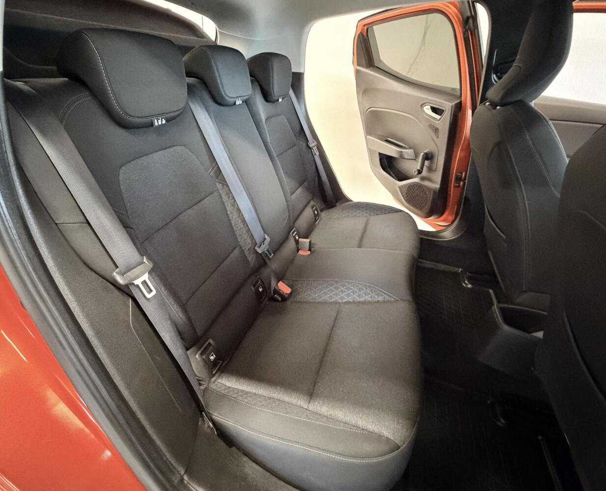Renault Clio vaihtoauto