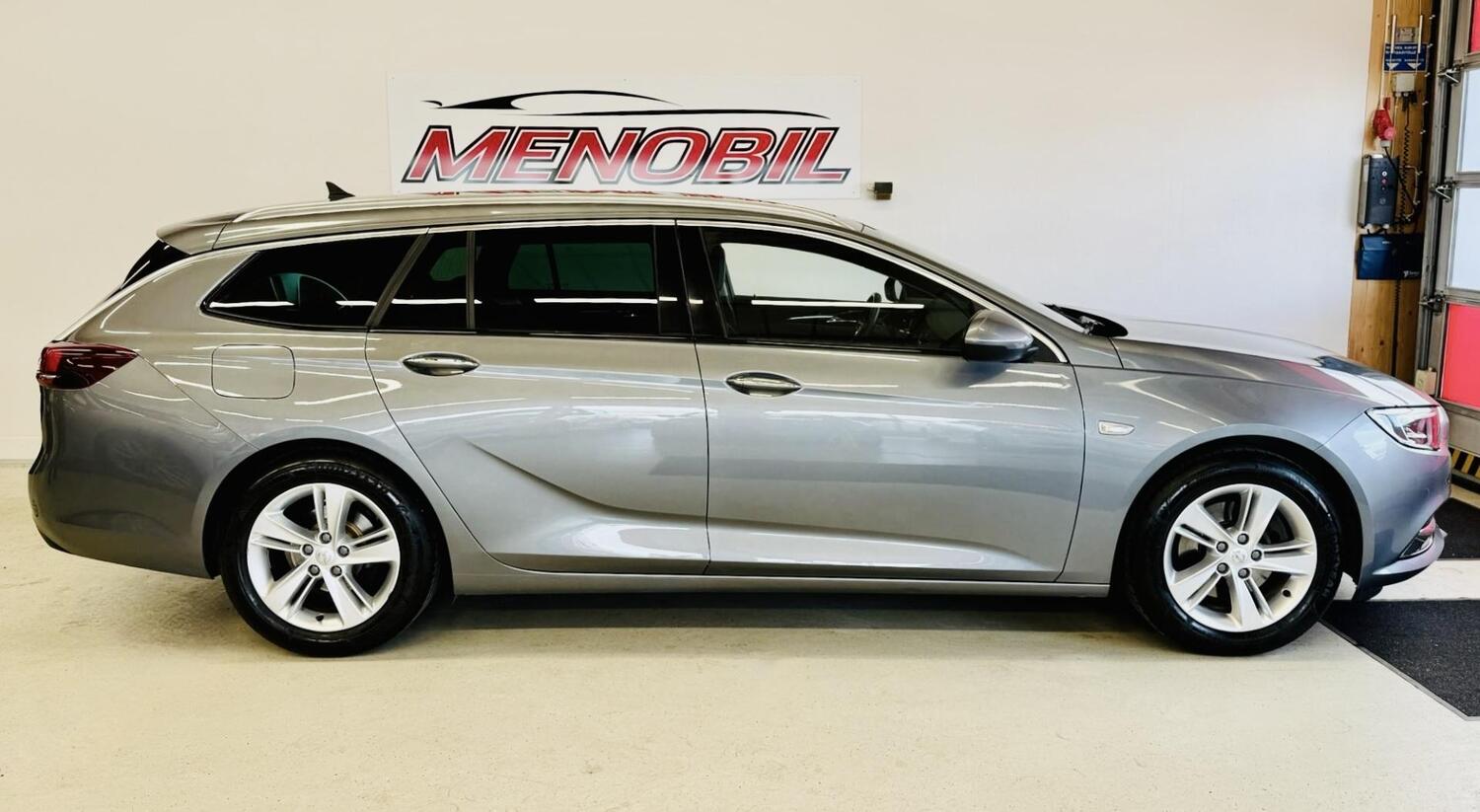 Opel Insignia vaihtoauto