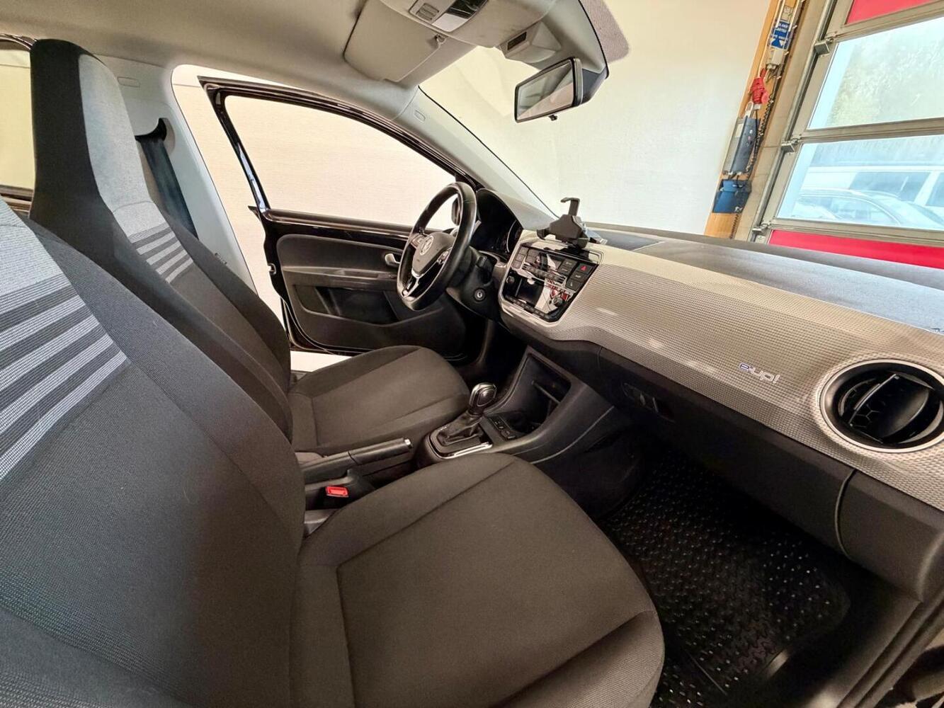 Volkswagen up! vaihtoauto