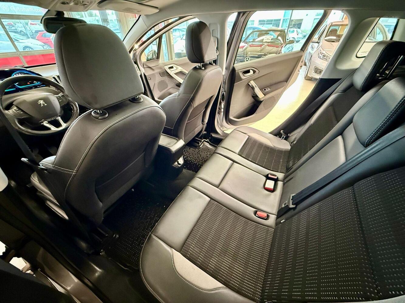 Peugeot 2008 vaihtoauto