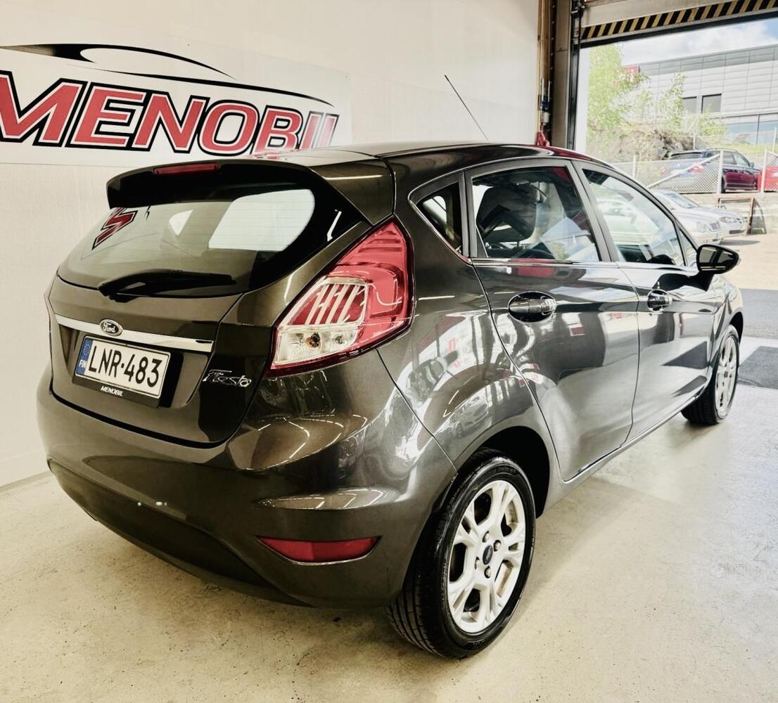 Ford Fiesta vaihtoauto