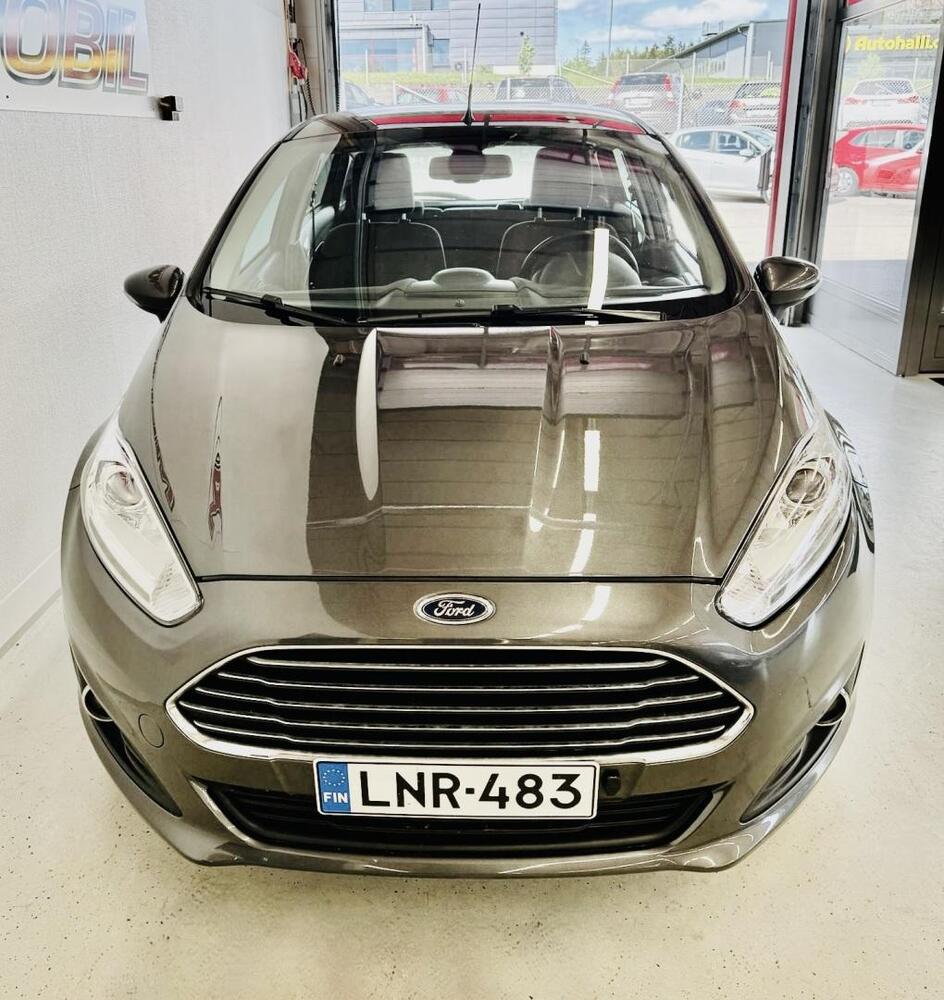 Ford Fiesta vaihtoauto