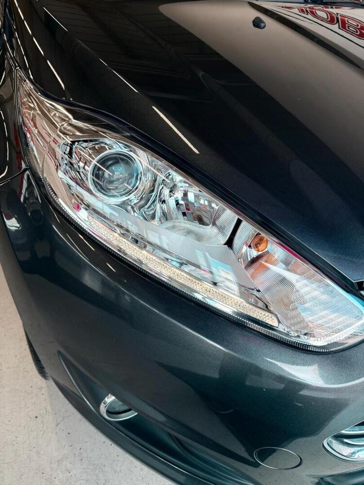 Ford Fiesta vaihtoauto