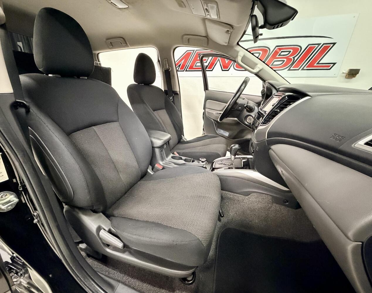 Mitsubishi L200 vaihtoauto