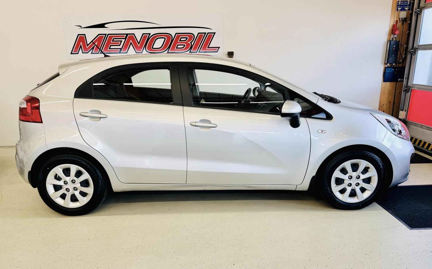 Kia Rio vaihtoauto