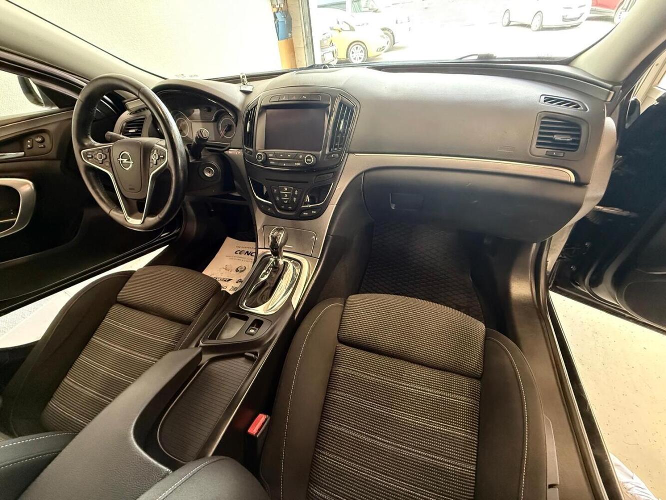 Opel Insignia vaihtoauto