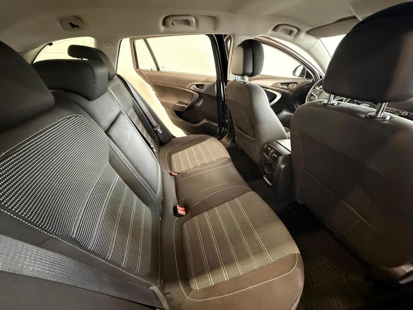 Opel Insignia vaihtoauto