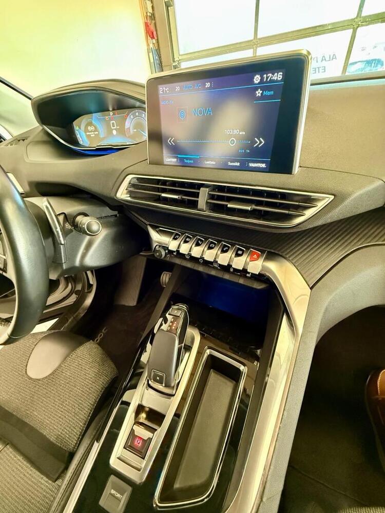 Peugeot 3008 vaihtoauto