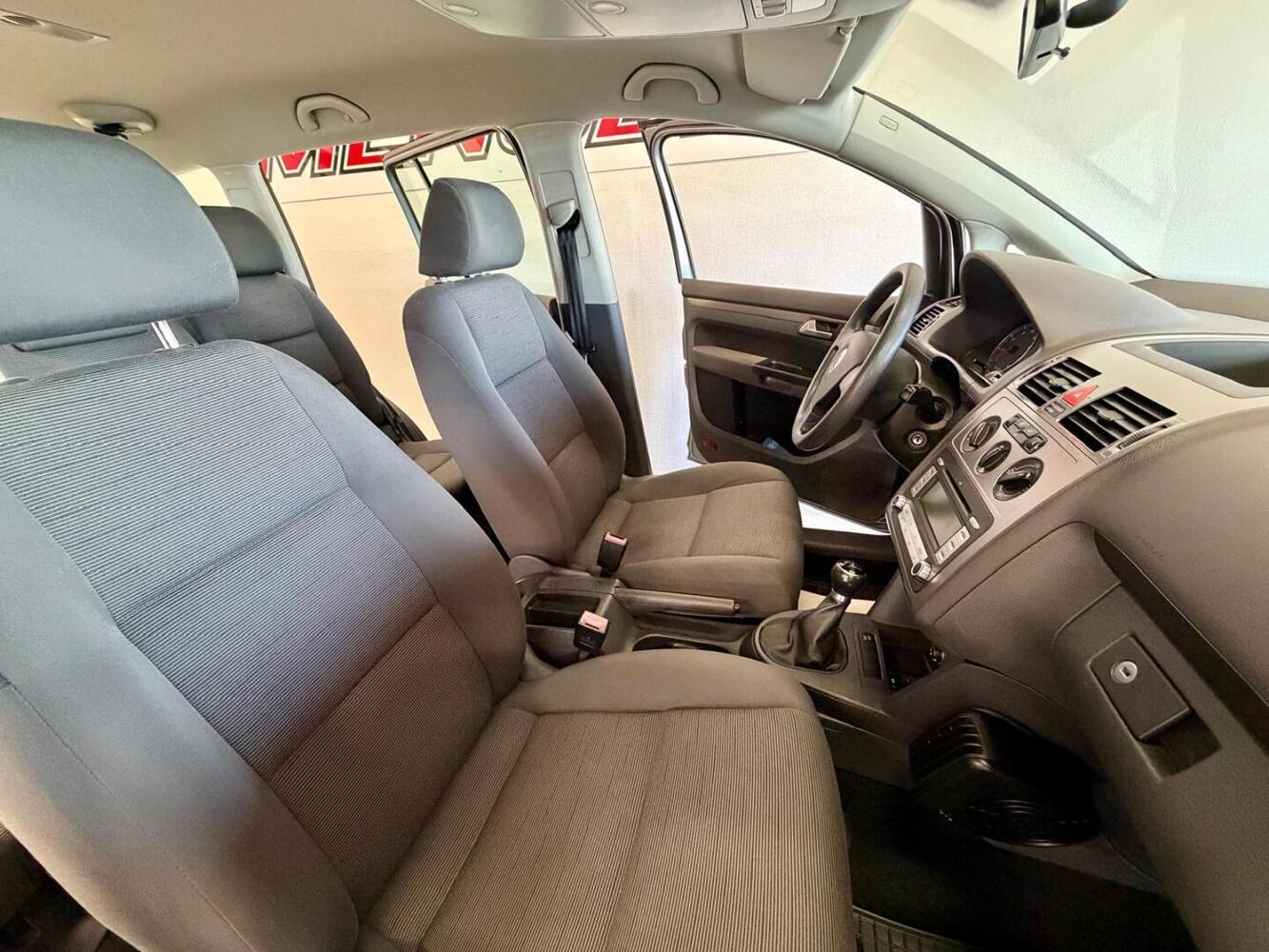 Volkswagen Touran vaihtoauto