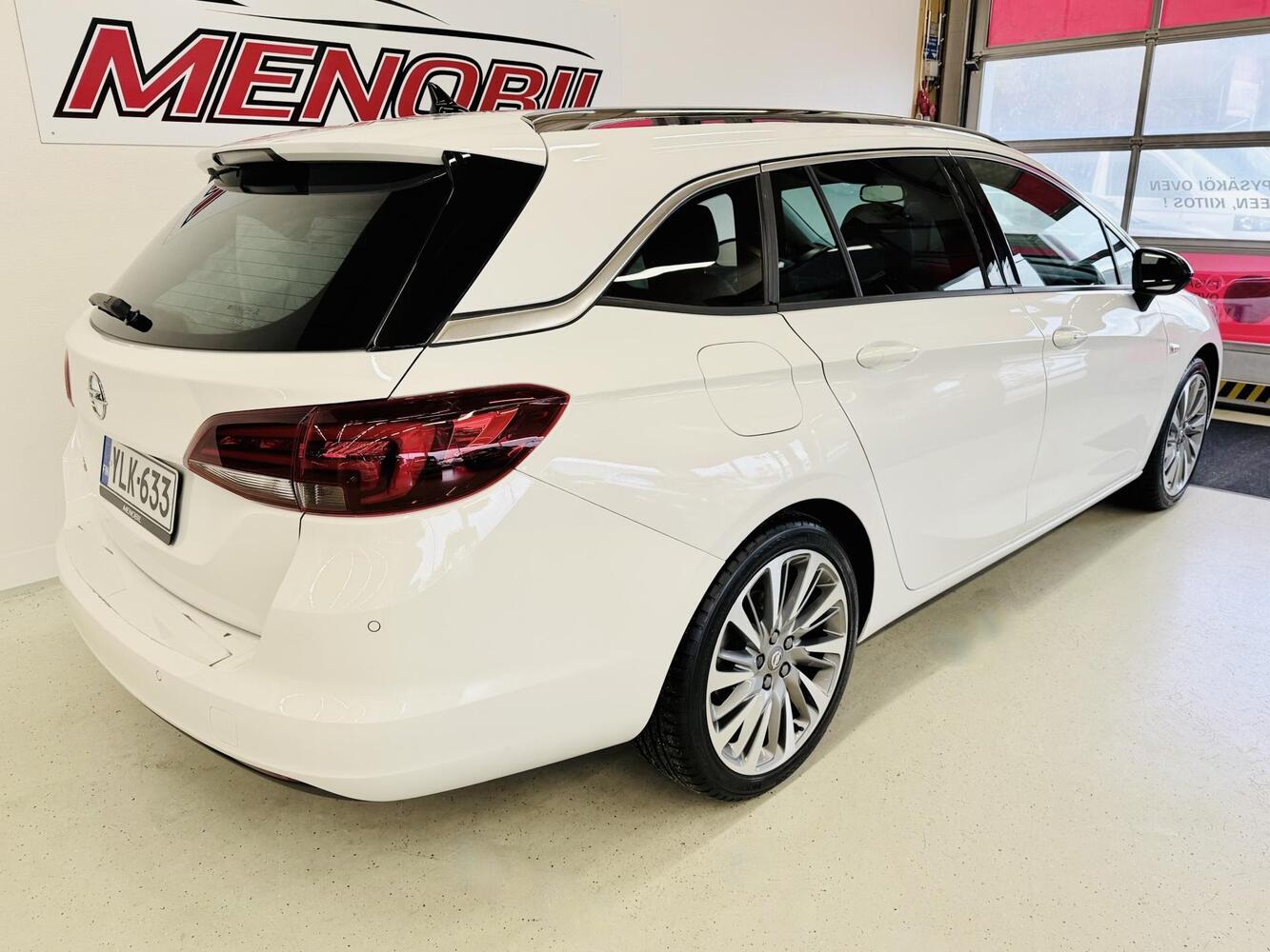 Opel Astra vaihtoauto