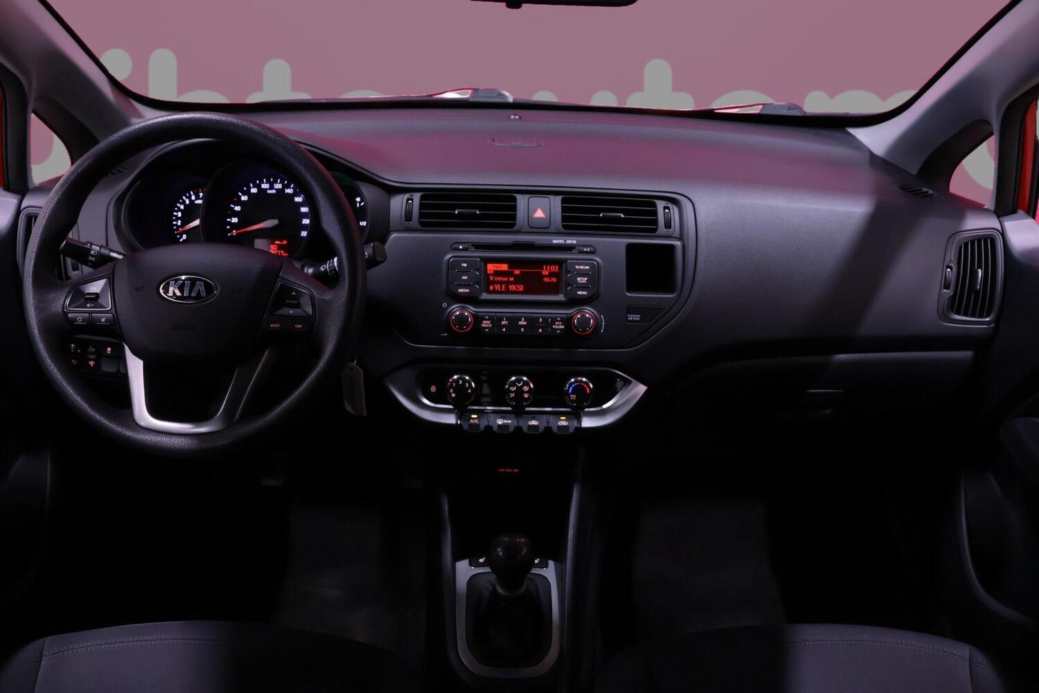 Kia Rio vaihtoauto