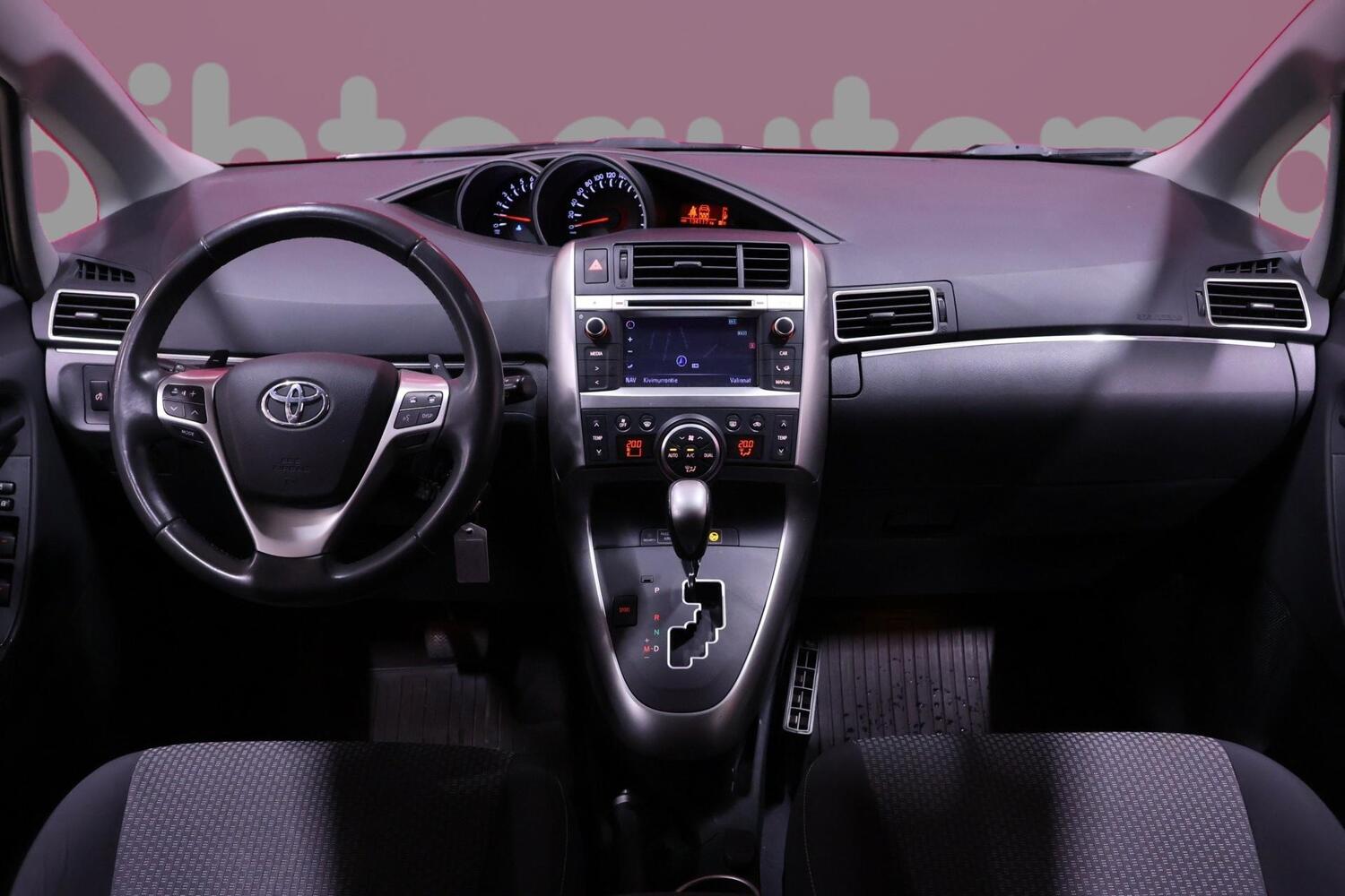 Toyota Verso vaihtoauto