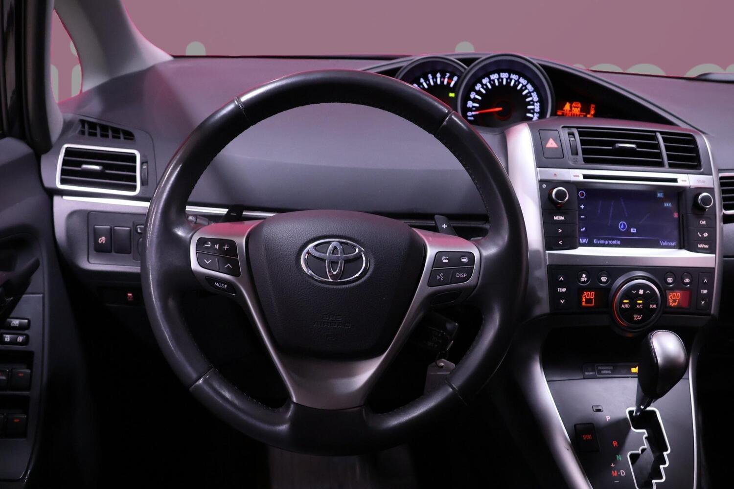 Toyota Verso vaihtoauto
