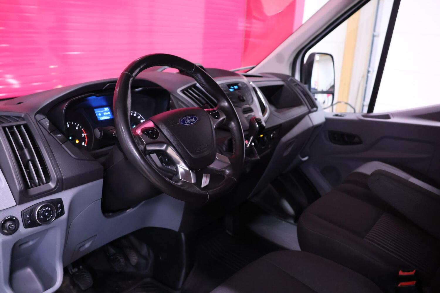 Ford Transit vaihtoauto