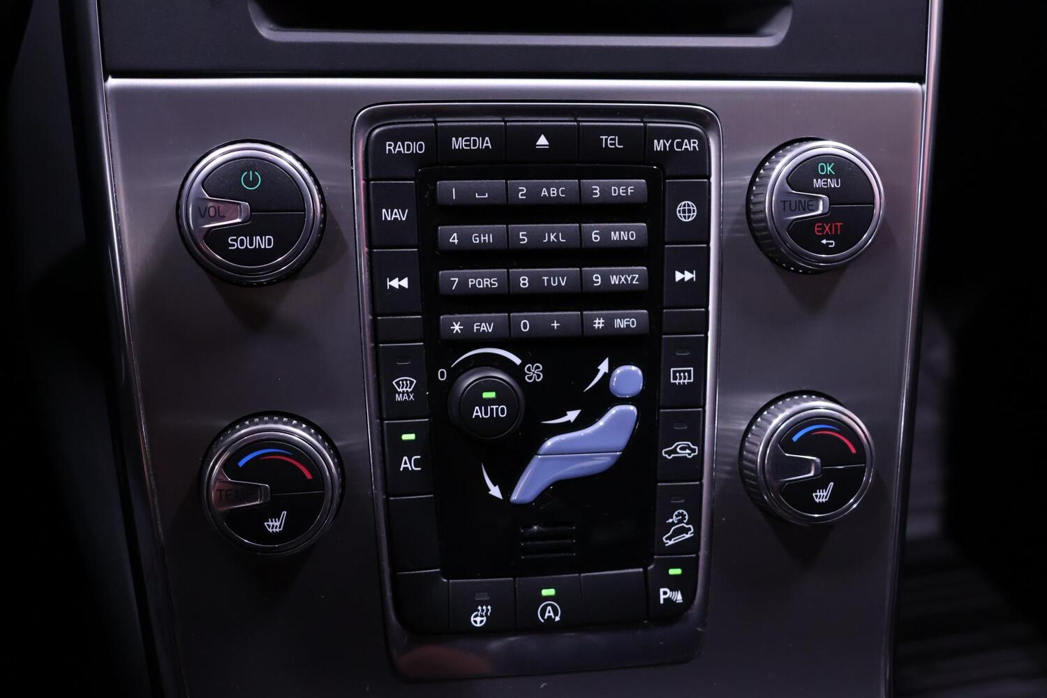 Volvo V60 Cross Country vaihtoauto