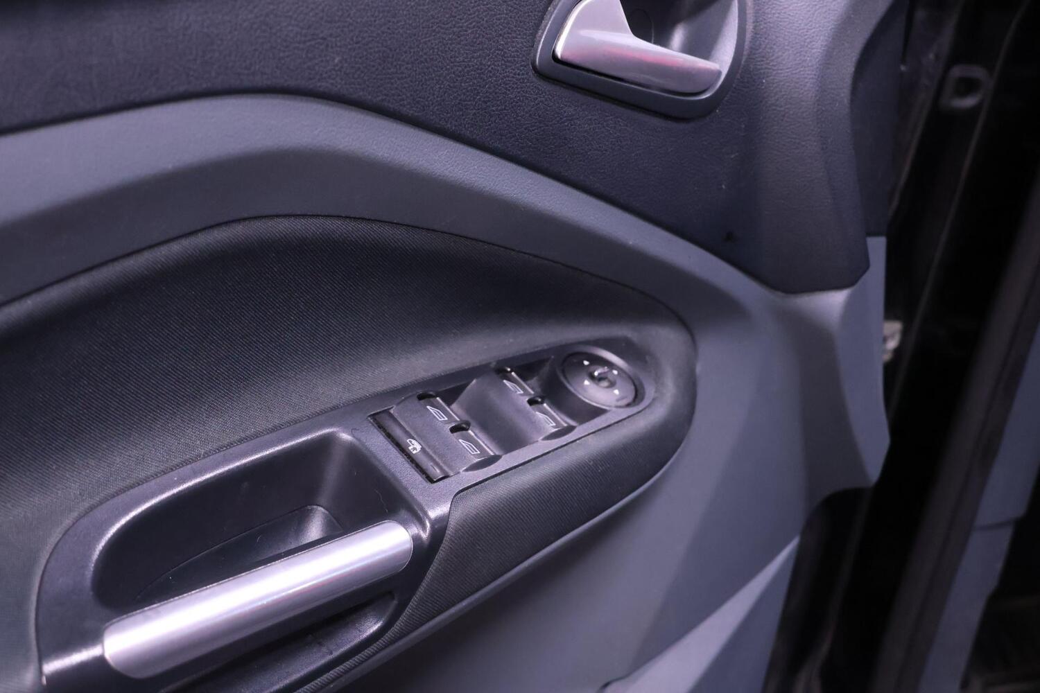 Ford Grand C-MAX vaihtoauto